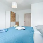 Sea & View For Five Persons *