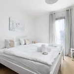 Sea & View For Five Persons Apartment *