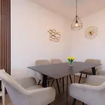 Apartment Sea & View For Five Persons *