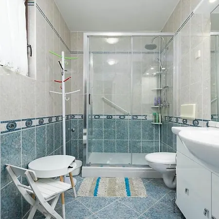 Sea & View For Five Persons