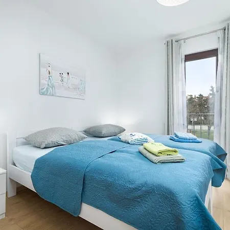 Sea & View For Five Persons Apartment Porec