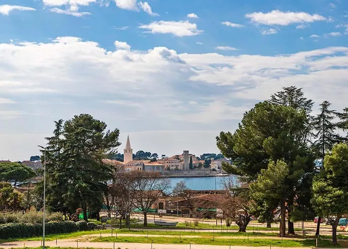 Sea & View For Five Persons Poreč